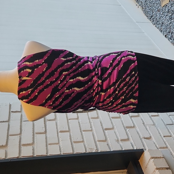 Top - Picture 3 of 3